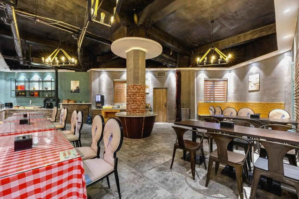 James Joyce Coffetel Qufu Tourist Center Gulou Street Sankong Scenic Spot