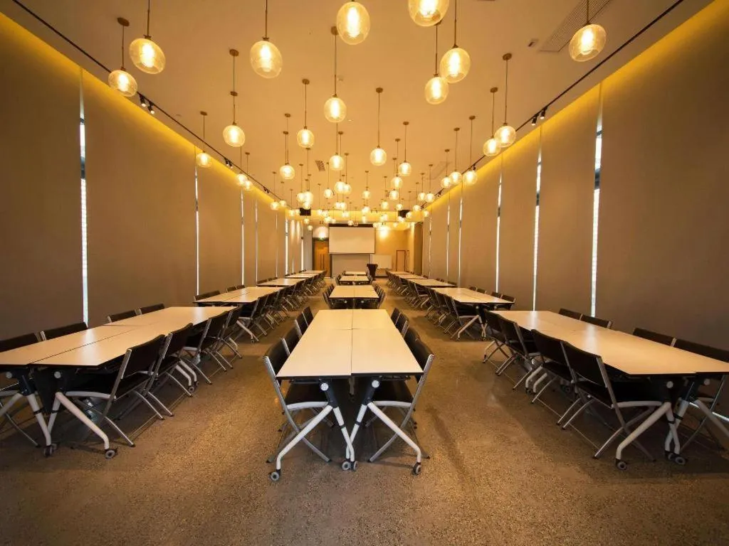 James Joyce Coffetel Chengdu Jichang Road Shenxianshu