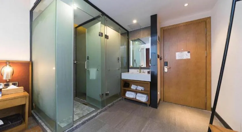 James Joyce Coffetel Guangzhou Dongxiaonan Metro Station Branch