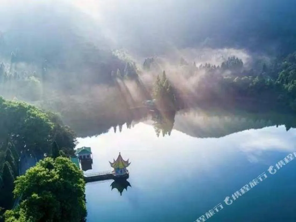 James Joyce Coffetel Lushan Scenic Spot Guling Street Branch