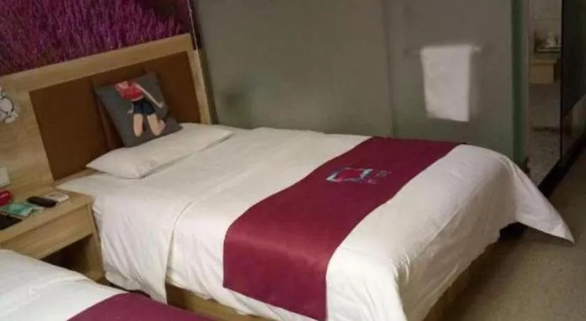 Bed in PAI Hotel Beijing Capital International Airport Linhe Development Zone