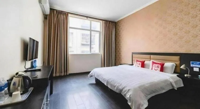 Bed in PAI Hotel Beijing Capital International Airport Linhe Development Zone