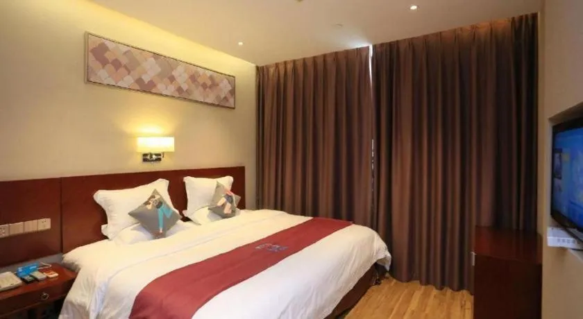 Bed in PAI Hotel Guangzhou North Gate of Chimelong Zoo