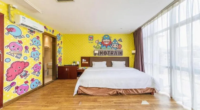 Bed in PAI Hotel Guangzhou North Gate of Chimelong Zoo