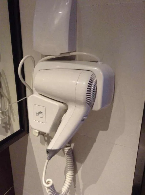 IU Hotels Guangzhou South High Speed Rail Station