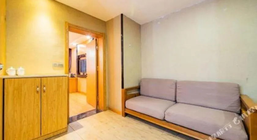 James Joyce Coffetel Xi'an Laochenggen Hongmiaopo Metro Station