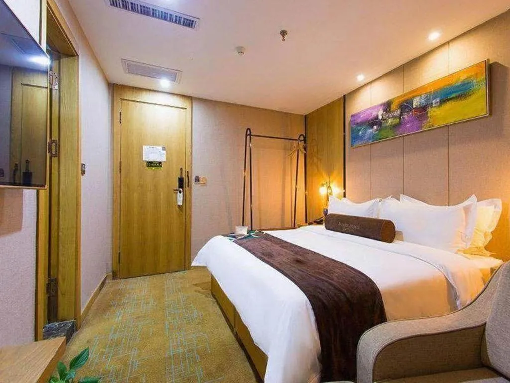 Bed in James Joyce Coffetel Xi'an Laochenggen Hongmiaopo Metro Station