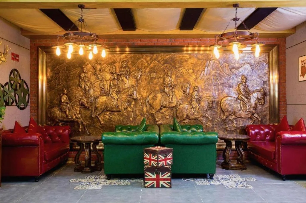 James Joyce Coffetel Xi'an Laochenggen Hongmiaopo Metro Station