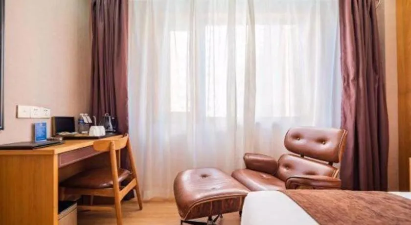 Bed in James Joyce Coffetel Xi'an Laochenggen Hongmiaopo Metro Station