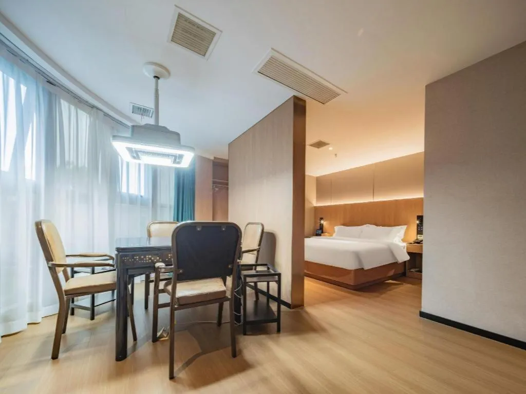 Bed in James Joyce Coffetel Xi'an Laochenggen Hongmiaopo Metro Station