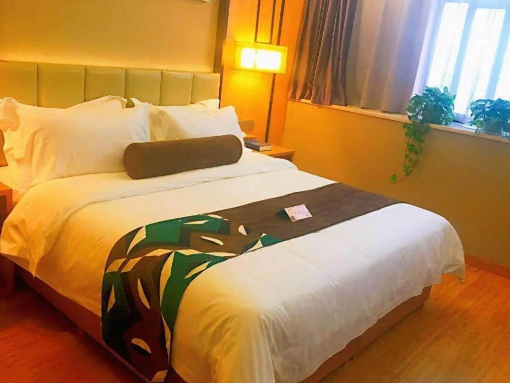 Bed in James Joyce Coffetel Xi'an Laochenggen Hongmiaopo Metro Station