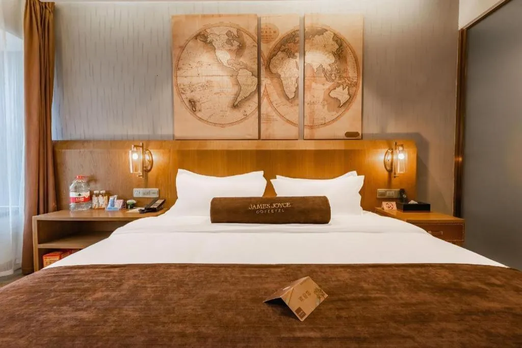 Bed in James Joyce Coffetel Shijiazhuang Century Park Shiji Huamao
