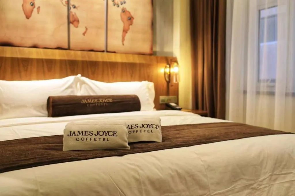 Bed in James Joyce Coffetel Shijiazhuang Century Park Shiji Huamao