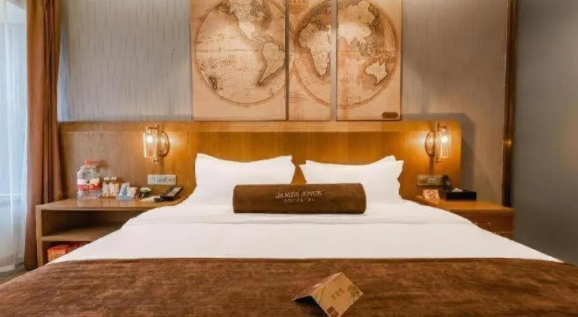 Bed in James Joyce Coffetel Shijiazhuang Century Park Shiji Huamao