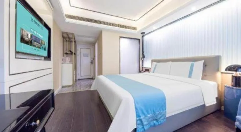 Bed in Xana Hotelle Wuhan Lingjiao Lake Wanda Plaza Branch