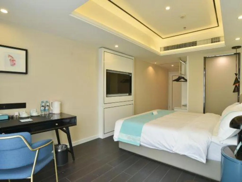 Bed in Xana Hotelle Wuhan Lingjiao Lake Wanda Plaza Branch