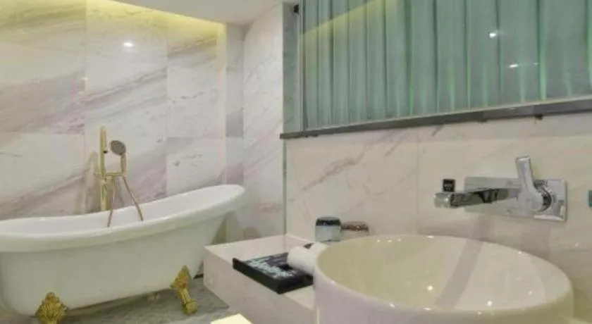 Xana Hotelle Wuhan Lingjiao Lake Wanda Plaza Branch