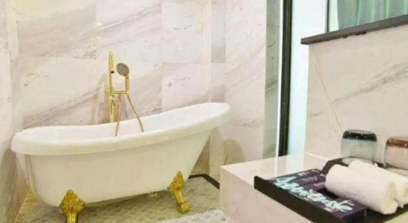 Xana Hotelle Wuhan Lingjiao Lake Wanda Plaza Branch