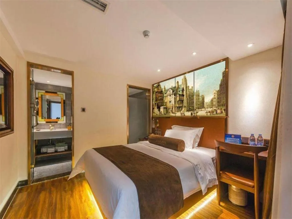 Bed in James Joyce Coffetel Beijing Qianmen Branch