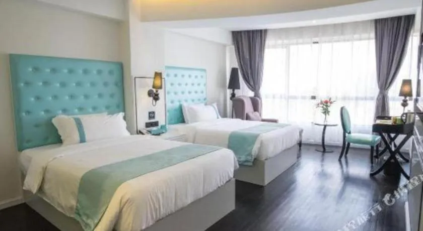 Bed in Xana Lite Guangzhou Shixi Metro Station