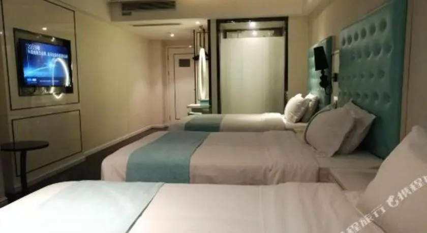 Bed in Xana Lite Guangzhou Shixi Metro Station