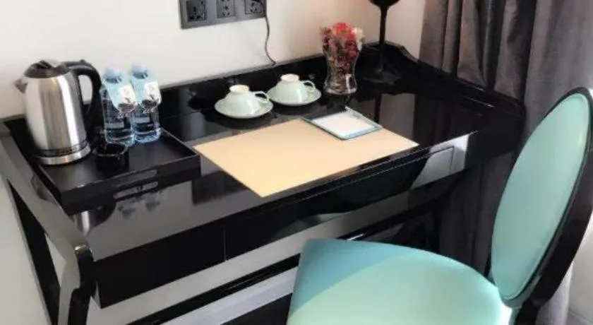 Xana Lite Guangzhou Shixi Metro Station