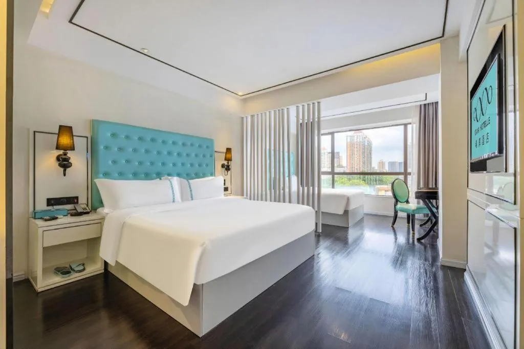 Bed in Xana Lite Guangzhou Shixi Metro Station