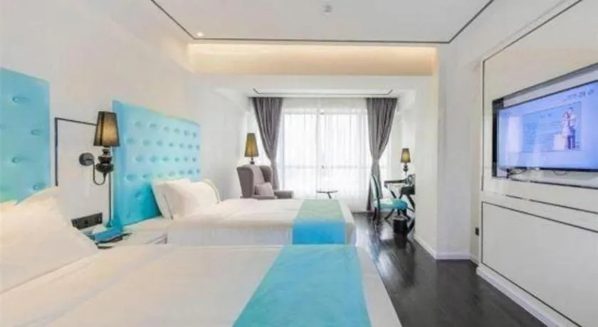 Bed in Xana Lite Guangzhou Shixi Metro Station