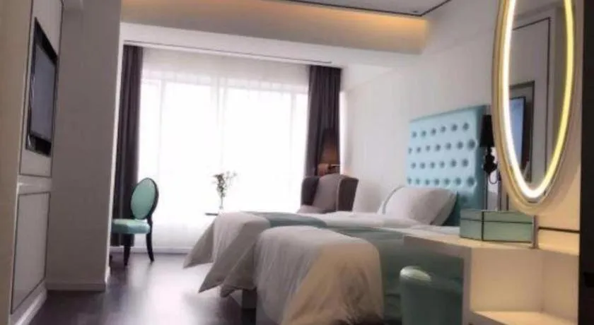 Bed in Xana Lite Guangzhou Shixi Metro Station