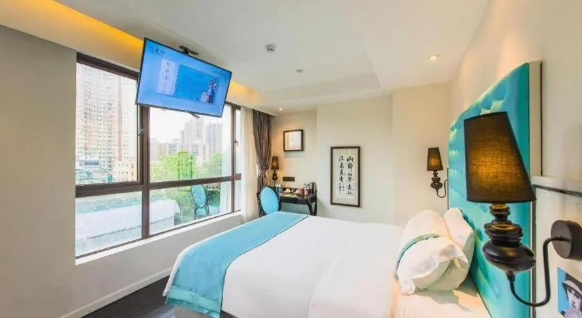 Bed in Xana Lite Guangzhou Shixi Metro Station