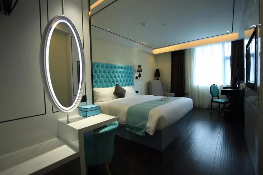 Bed in Xana Lite Hotel Shenzhen Nanshan Xilichaguang Metro Station