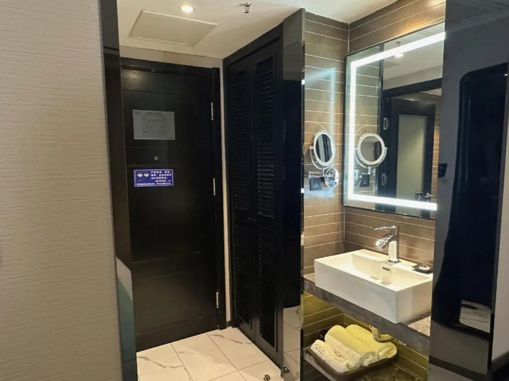 Xana Hotelle Jinan Daminghu North Gate