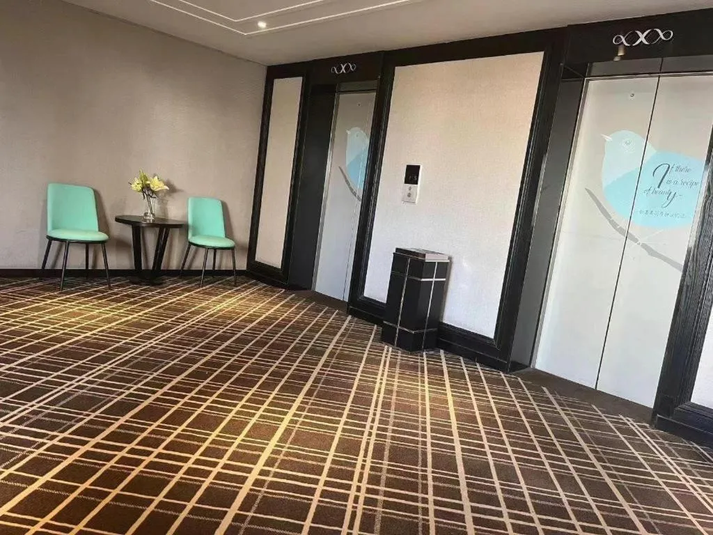 Xana Hotelle Jinan Daminghu North Gate