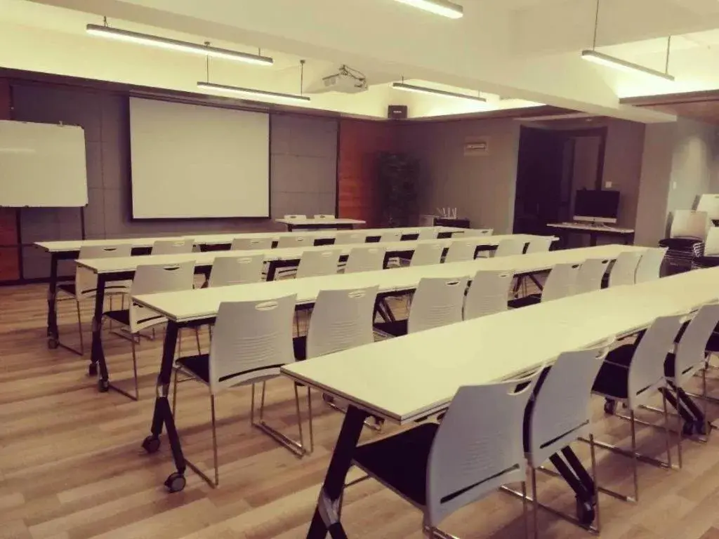 Xana Hotelle Jinan Daminghu North Gate Xana Hotelle Jinan Daminghu North Gate