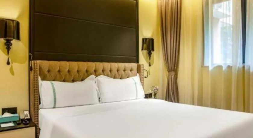 Bed in Xana Hotelle Beijing Olympic Park South Lishuiqiao Metro Station