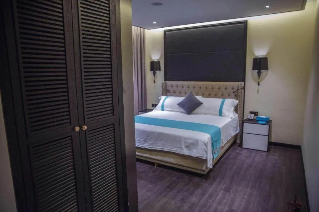 Bed in Xana Hotelle Beijing Olympic Park South Lishuiqiao Metro Station