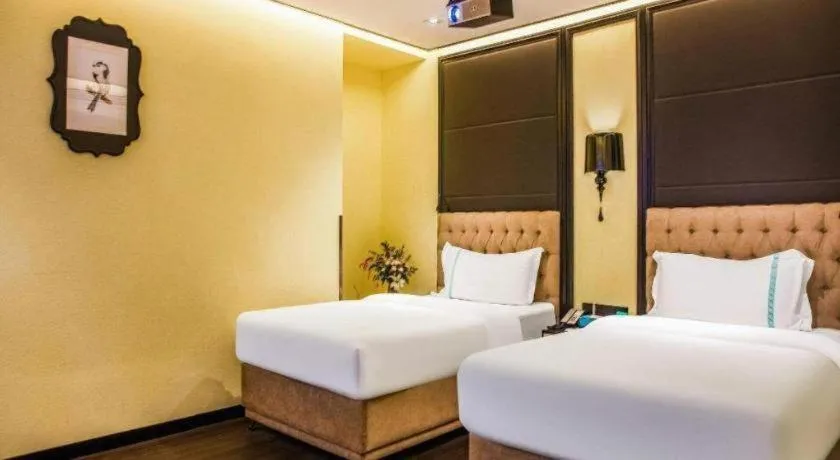 Bed in Xana Hotelle Beijing Olympic Park South Lishuiqiao Metro Station