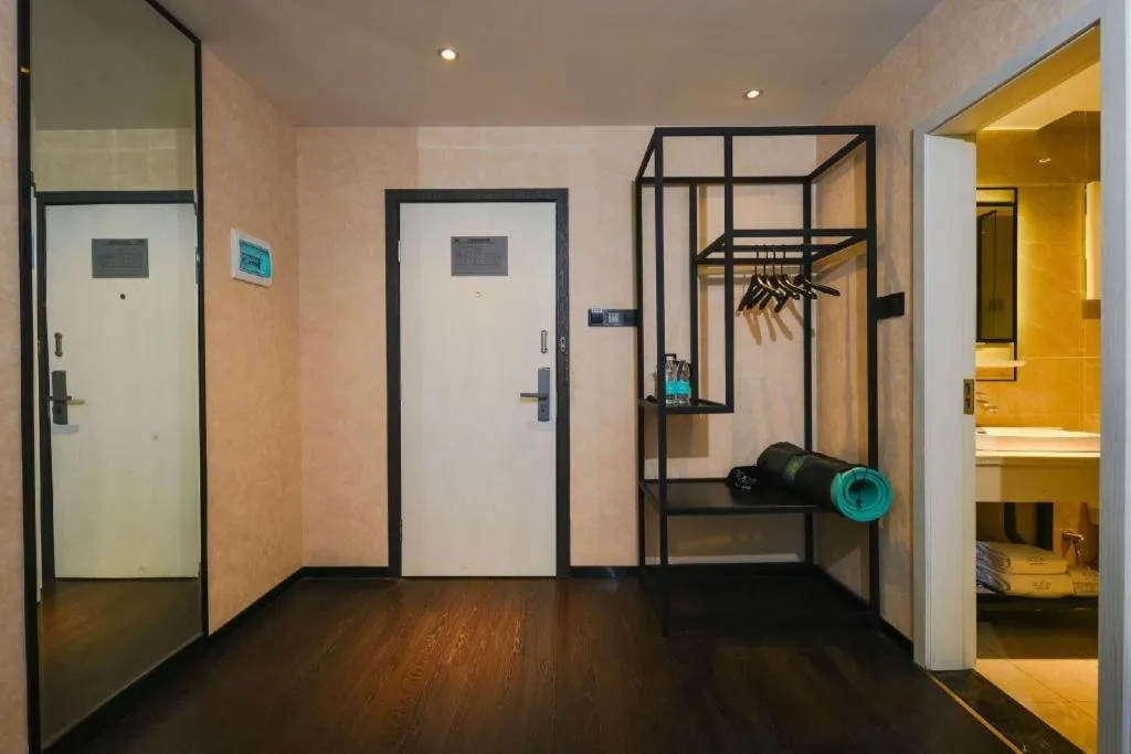 Xana Lite Ganzi Luding YanAn Road