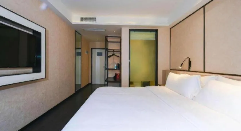 Bed in Xana Lite Ganzi Luding YanAn Road