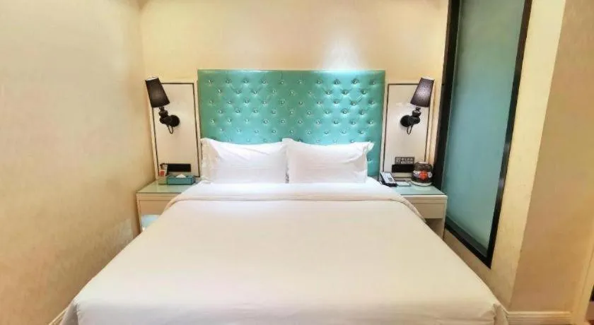 Bed in Xana Lite Korla Shihua Avenue Longquehe