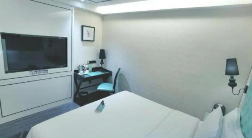 Bed in Xana Lite Korla Shihua Avenue Longquehe