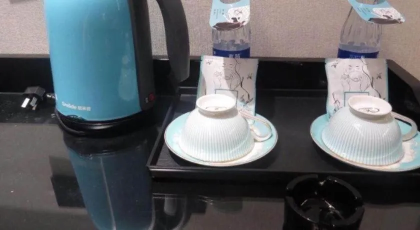 Xana Hotelle Neijiang City Center Branch