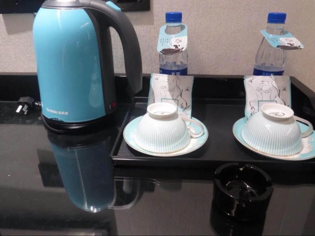 Xana Hotelle Neijiang City Center Branch