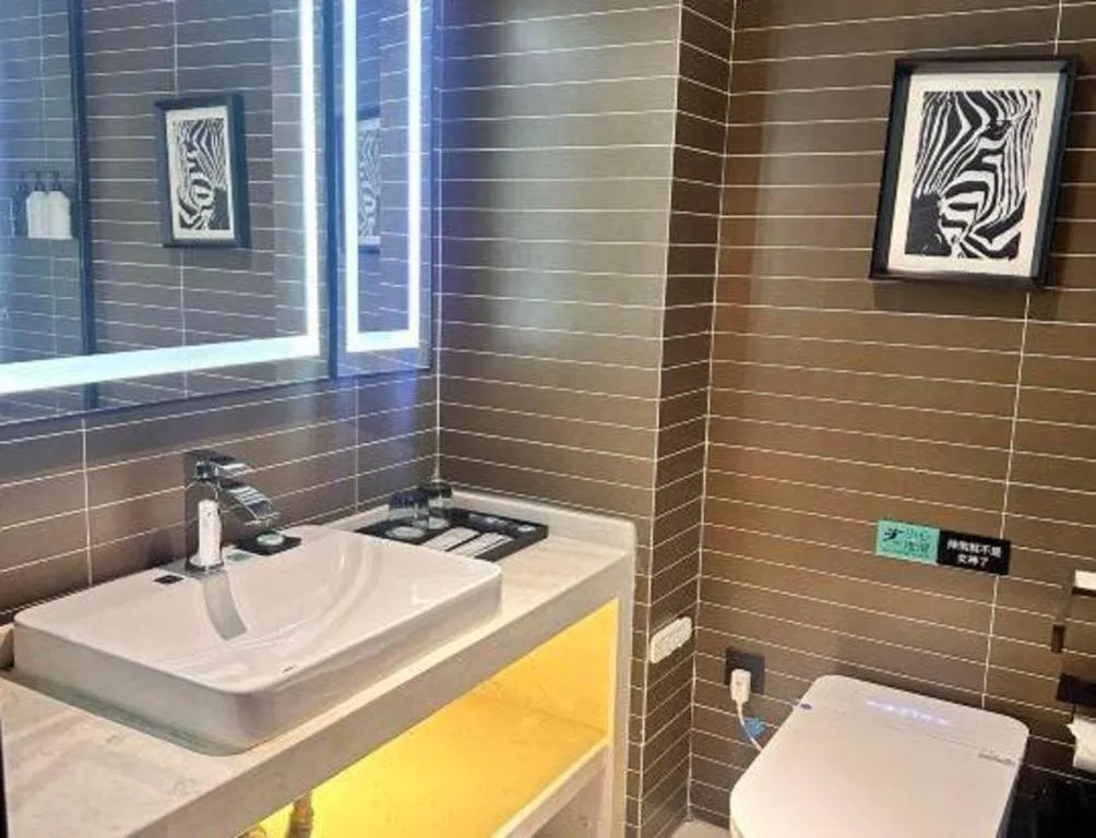 Xana Lite Korla Xiangli Avenue Food Street