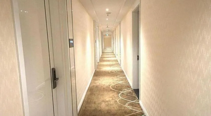 Xana Lite Korla Xiangli Avenue Food Street