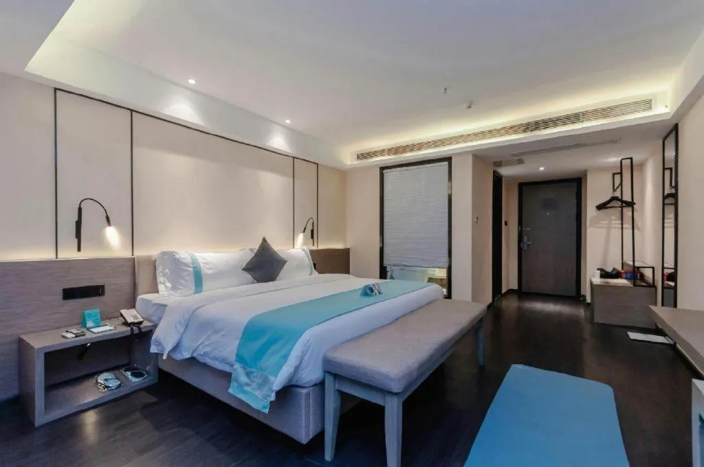 Bed in Xana Lite Guiyang Huaguoyuan Shuangzi Towers