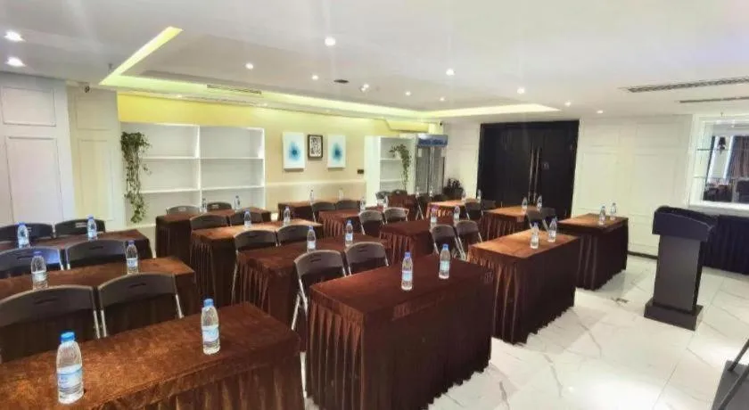 Xana Lite Guiyang Huaguoyuan Shuangzi Towers