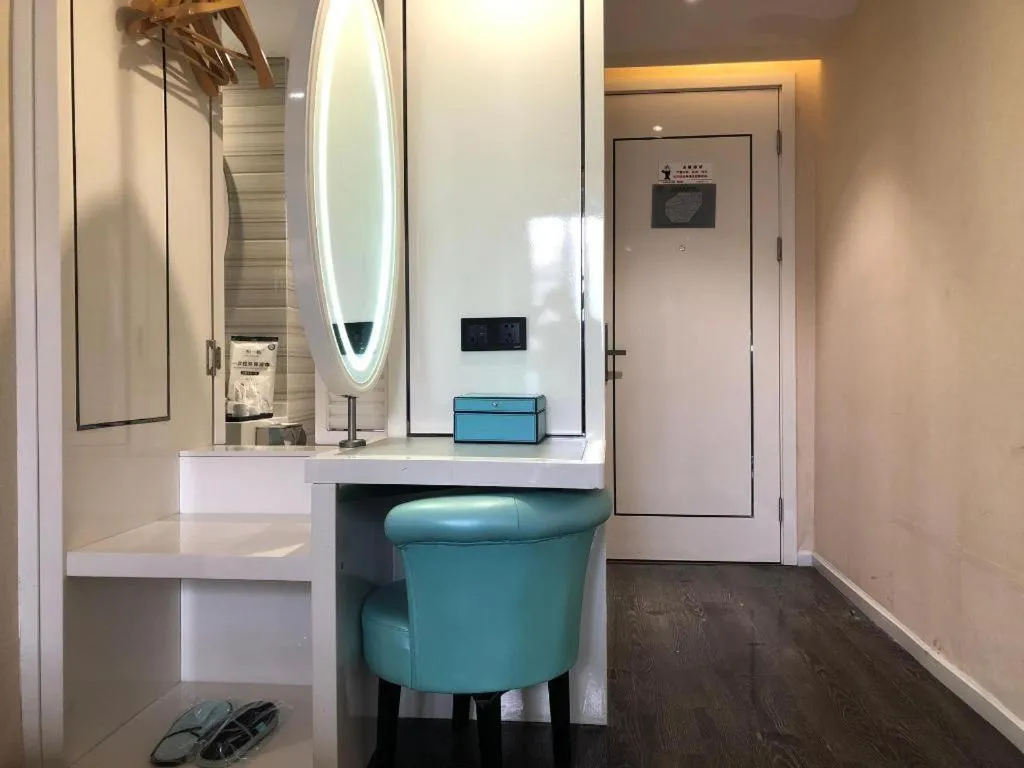 Xana Lite Neijiang Zizhong Shanghehui Branch