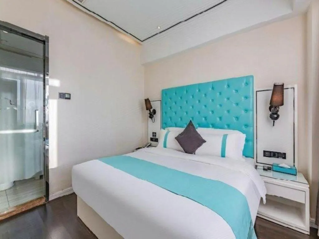 Bed in Xana Hotelle Shijiazhuang Zhongchu Plaza Shizhuang Metro Station