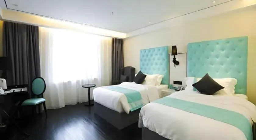 Bed in Xana Lite·Dunhua Railway Station Bed in Xana Lite·Dunhua Railway Station